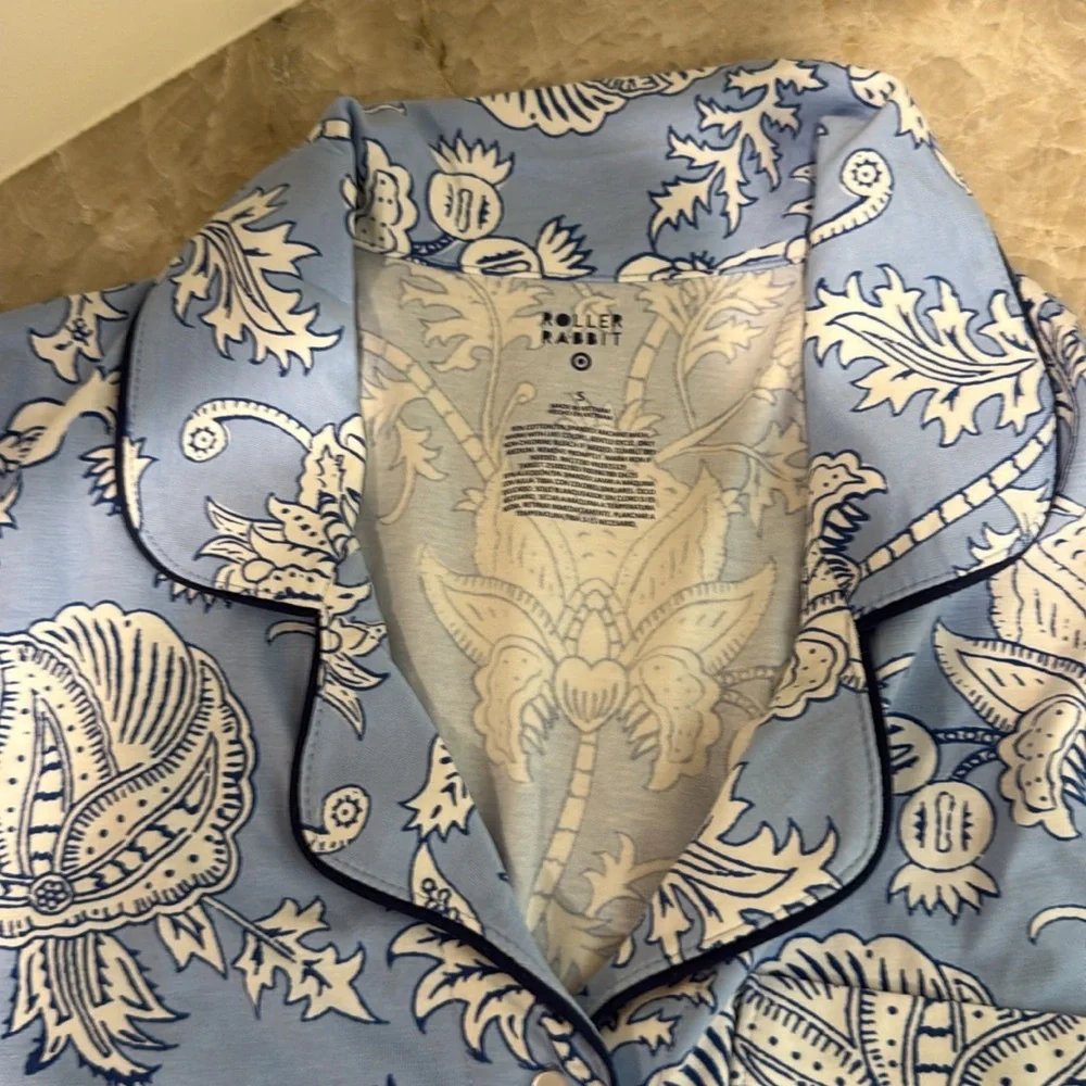 Brand new roller rabbit pajamas - Picture 2 of 4